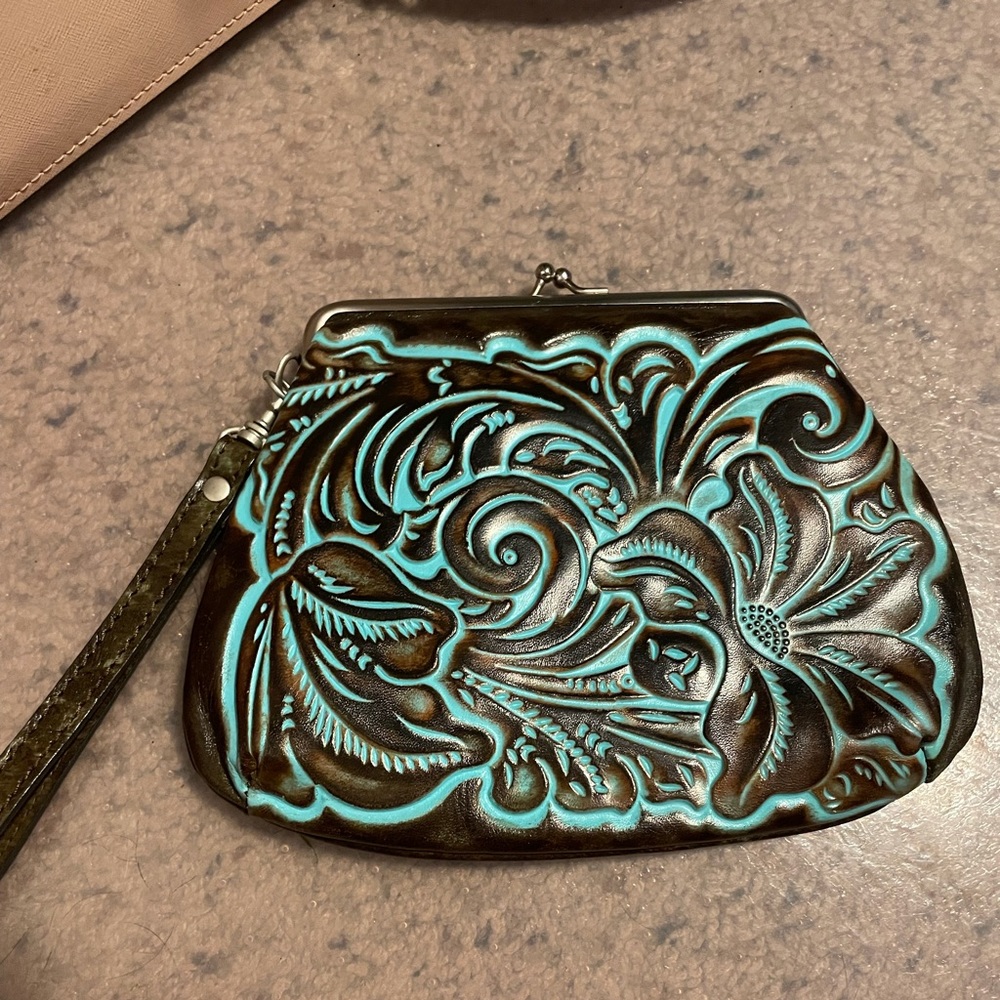 Patricia Nash wristlet